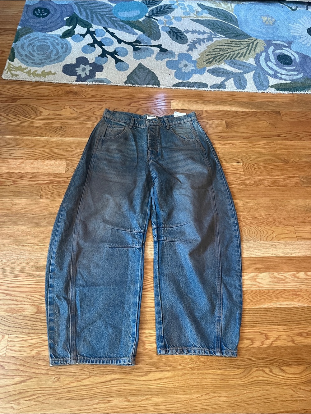 We The Free Good Luck Barrel Jeans Size 28 NWT - Picture 5 of 14